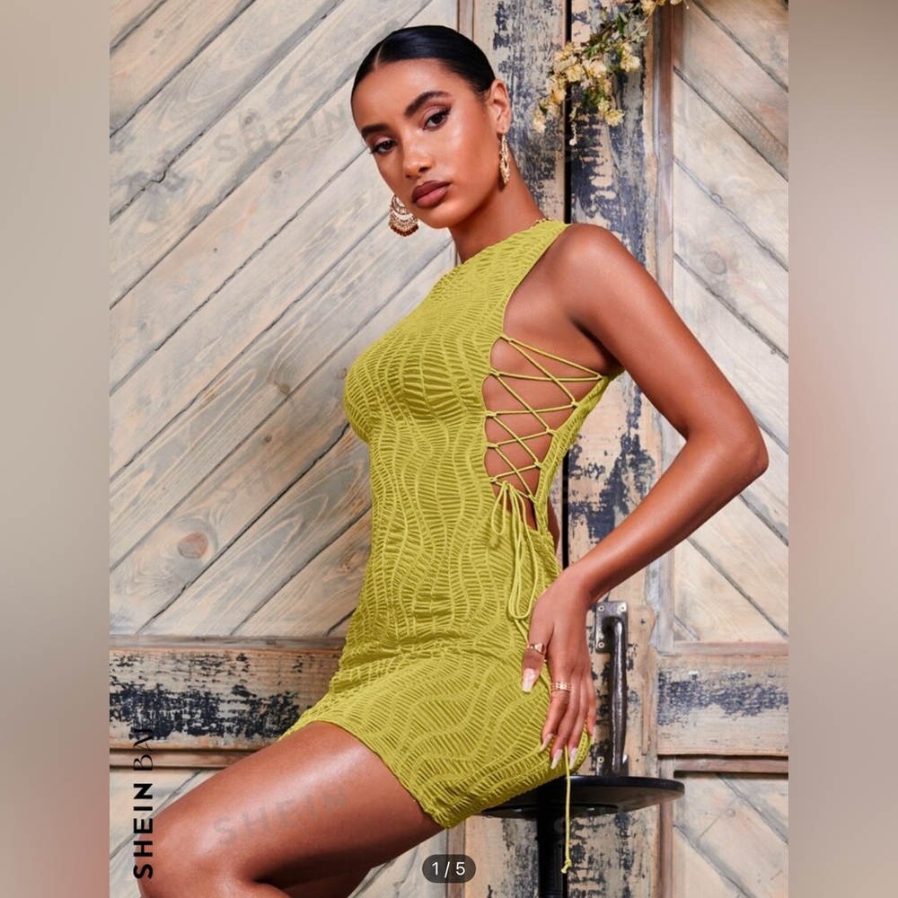 SHEIN laced up side green mini dress. Size small